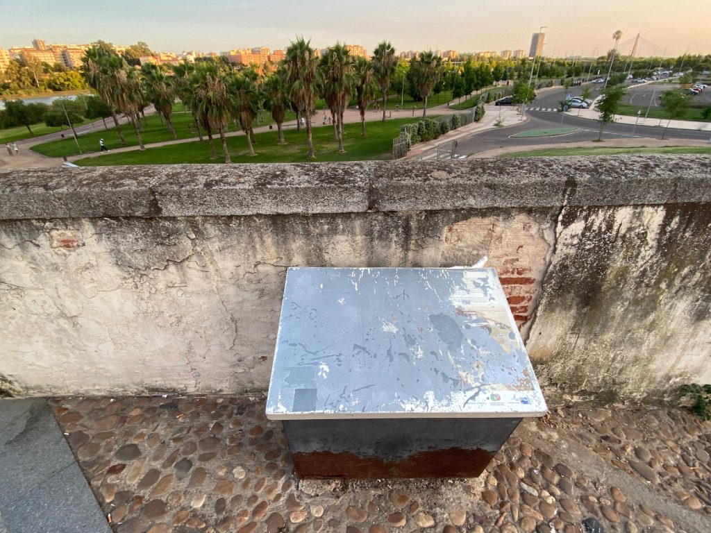 Foto de archivo del PSOE de un panel turístico.